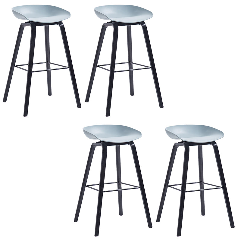 Plastic Bar Stool Low Back Dining Stool with Solid Wood Base