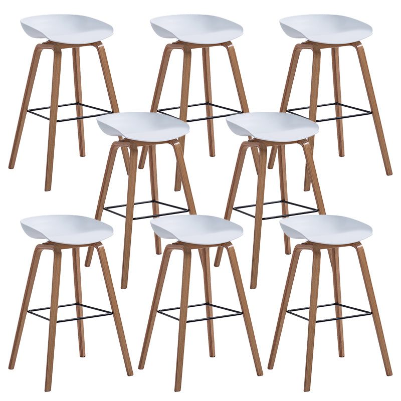 Plastic Bar Stool Low Back Dining Stool with Solid Wood Base