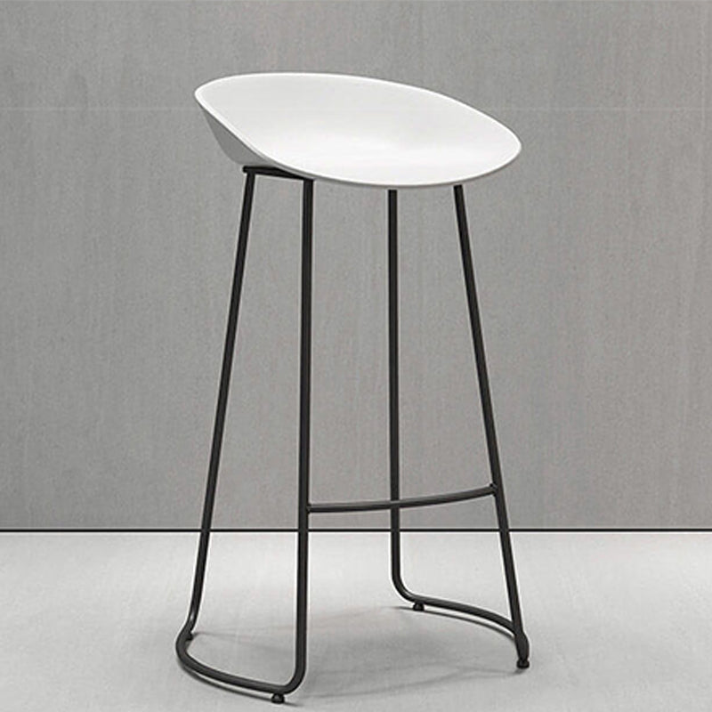 Industrial Plastic Bar Stool Armless Dining Stool with Metal Base