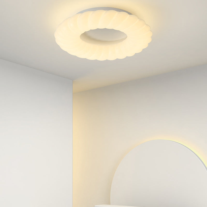 White Shaded Ceiling Light Contemporary LED Flush Mount Lighting for Home