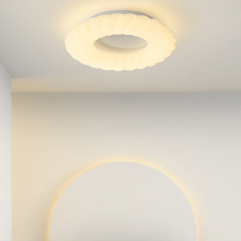 White Shaded Ceiling Light Contemporary LED Flush Mount Lighting for Home