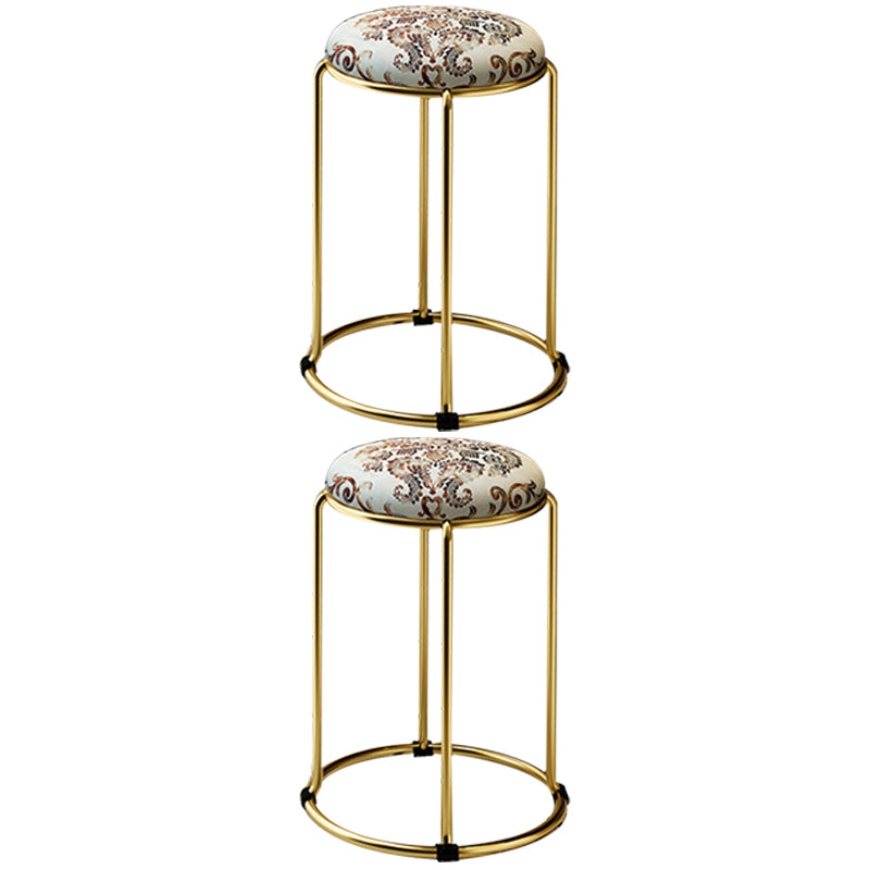 Modern Flowers Standard Round Stain Resistant Standard for Home Decor