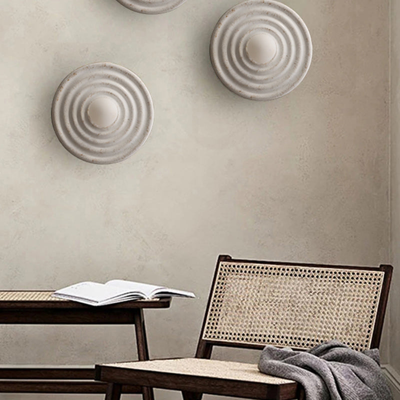 Nordic Style Wall Mount Light Circle Shape Resin Wall Lamp for Living Room