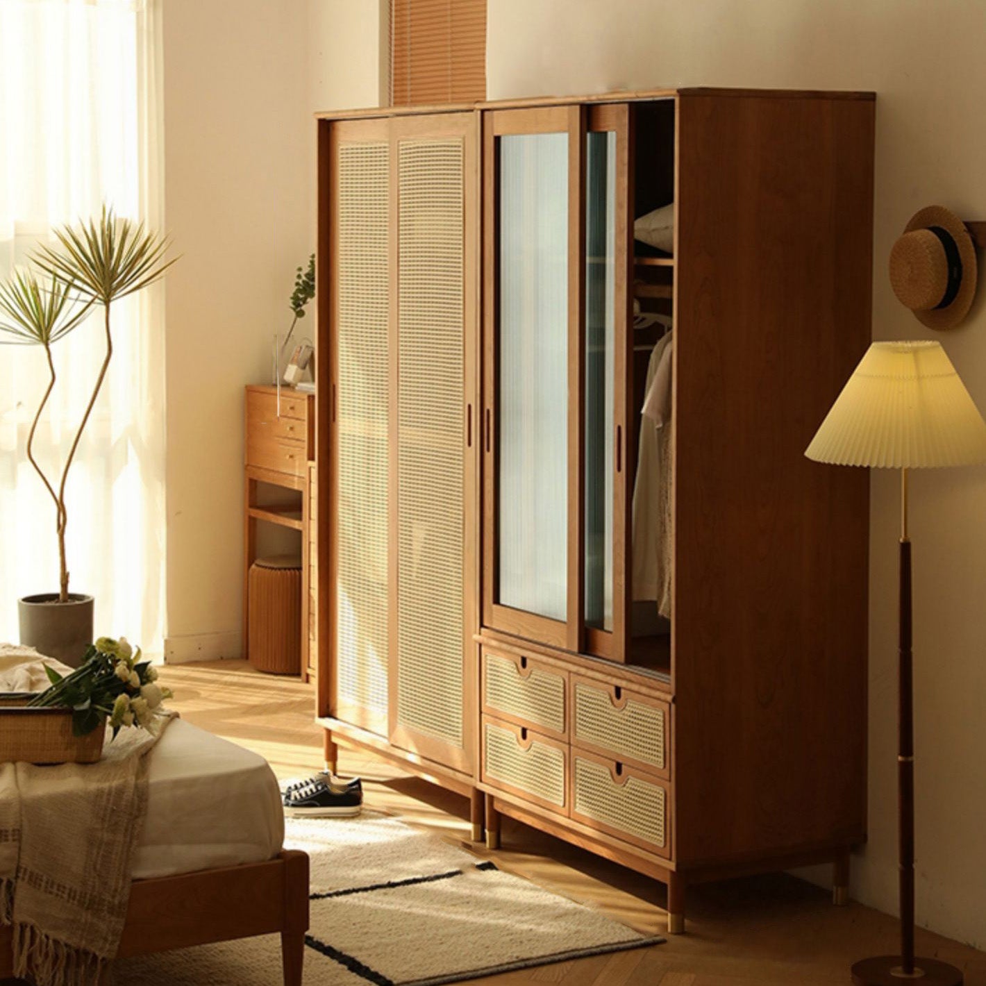 Modern Solid Wood Wardrobe Cabinet 2 Sliding Doors Sliding with Drawer