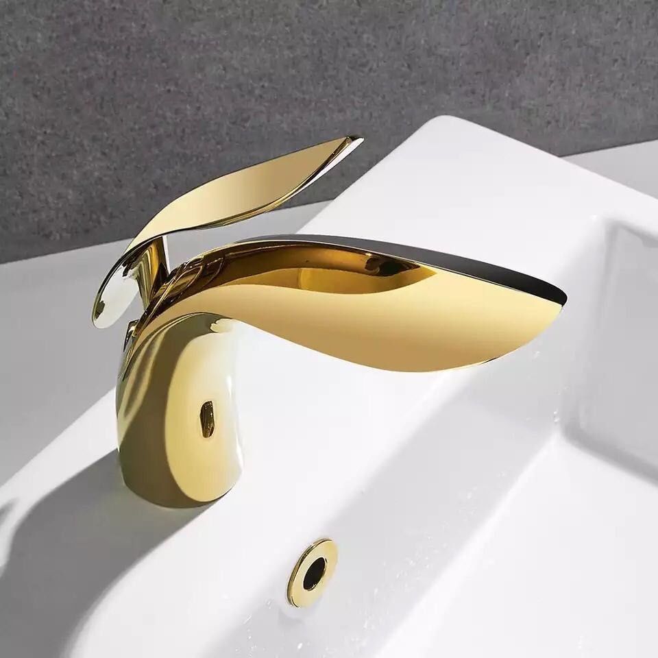 Light Luxury Vessel Faucet Single Hole Faucet Lever Handle Bathroom Faucet