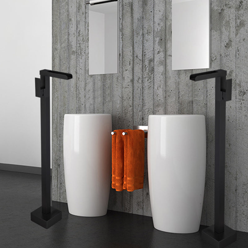 Floor Mounted Metal Freestanding Tub Filler One Handle Freestanding Bathtub Faucet