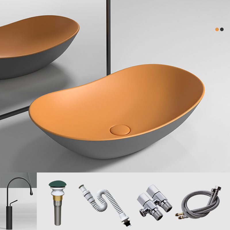 Oval Porcelain Vessel Sink Modern Style Vessel Lavatory Sink with No Craftsmanship