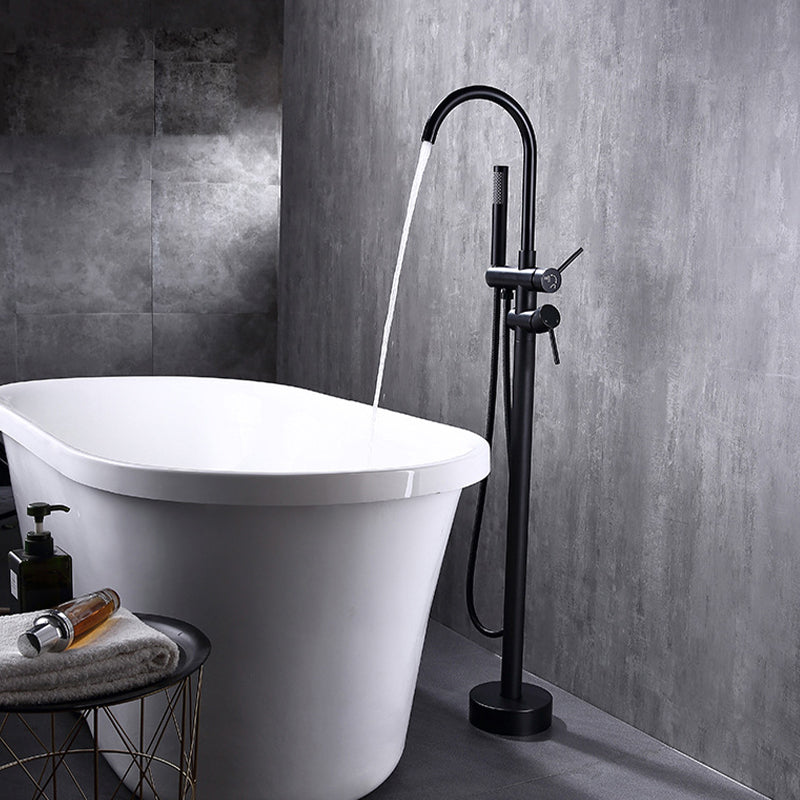 Traditional Floor Mounted Metal Freestanding Tub Filler Swivel Freestanding Faucet