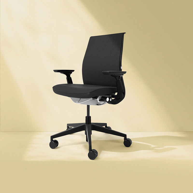 Modern Office Chair Adjustable Seat Height Swivel Chair with Wheels