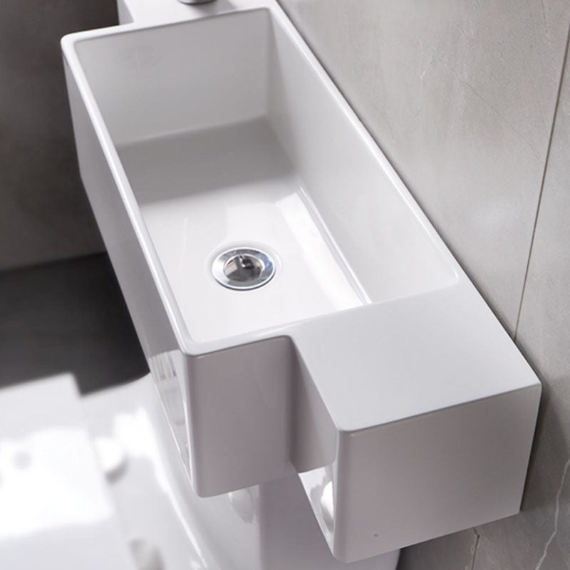 Contemporary Toilet Bowl Wall Mount One-Piece Toilet Flush Toilet (Faucet not Included)