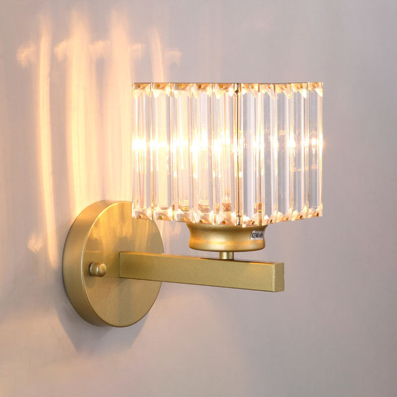 Modernism Single Wall Mounted Sconce Golden/Black Shaded Wall Light