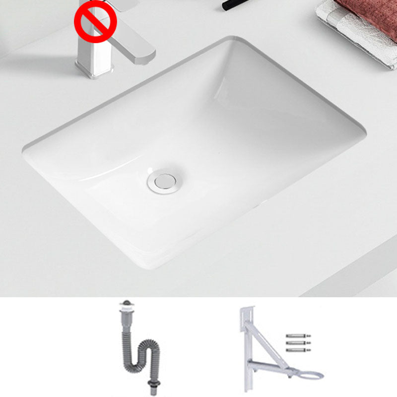 Modern Porcelain Bathroom Sink Undermount Bathroom Sink in White(Not Including Faucet)
