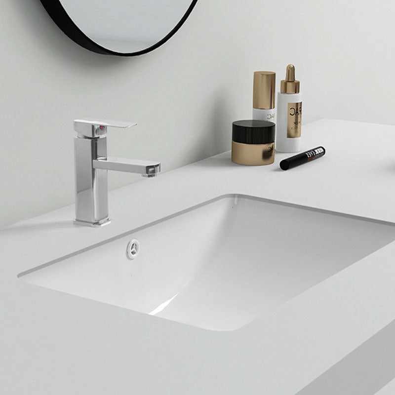 Modern Porcelain Bathroom Sink Undermount Bathroom Sink in White(Not Including Faucet)