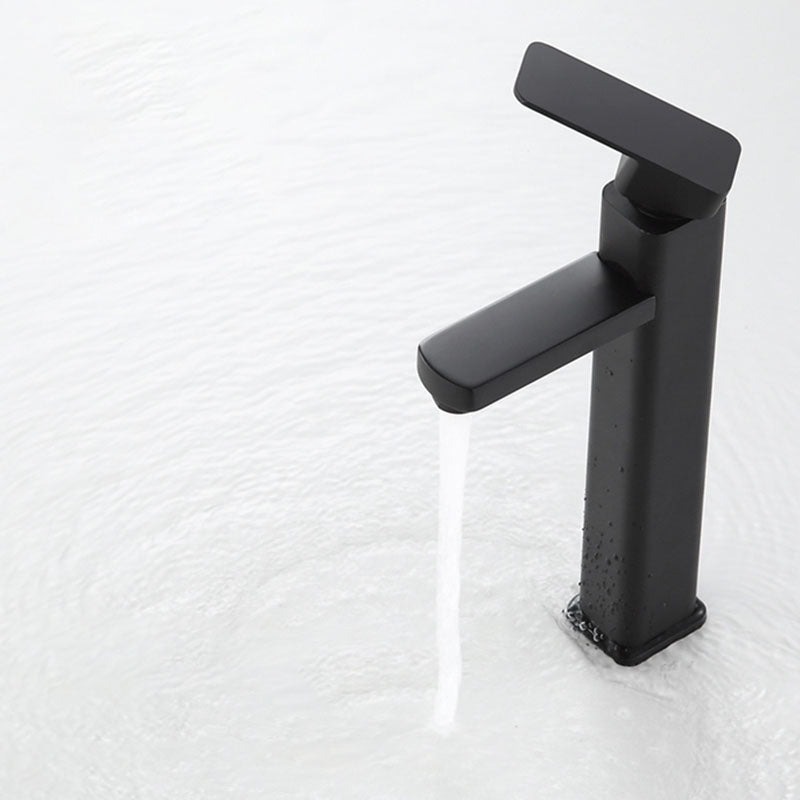 Modern White Vessel Sink Porcelain Vessel Bathroom Sink with Faucet
