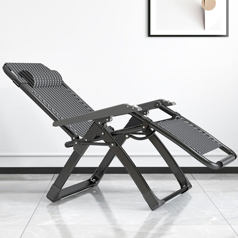Contemporary Style Standard Recliner Metal Plaid Foldable Chair