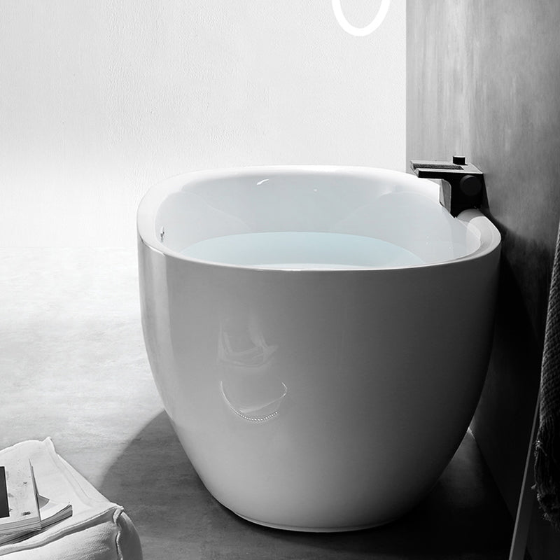 Acrylic Bathtub White Freestanding Soaking Bathtub , 23.62-inch Tall