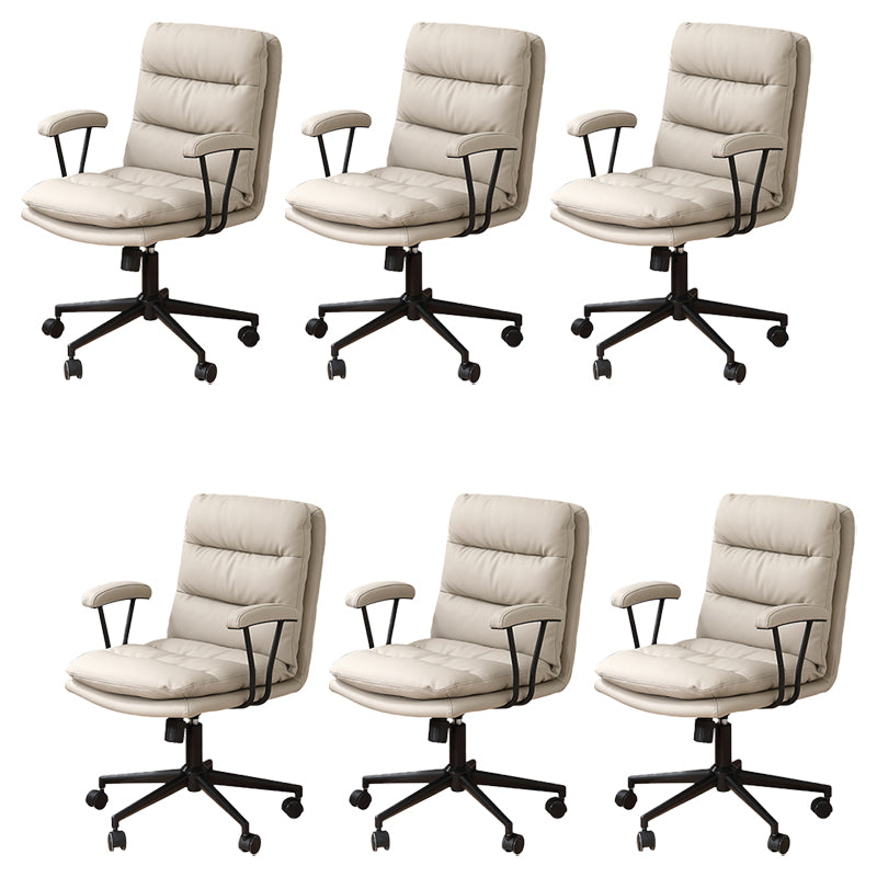 Modern Office Leather Chair Adjustable Seat Height Padded Arms Swivel Chair with Wheels