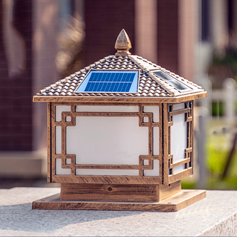 Contemporary LED Pillar Light Golden Solar Lighting Fixture for Garden
