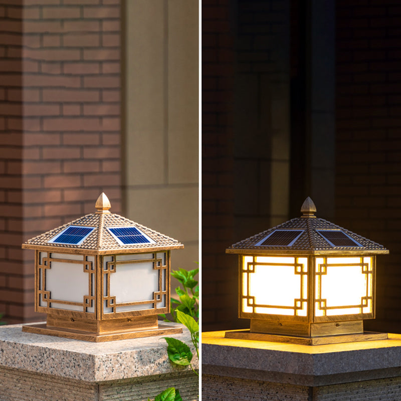 Contemporary LED Pillar Light Golden Solar Lighting Fixture for Garden