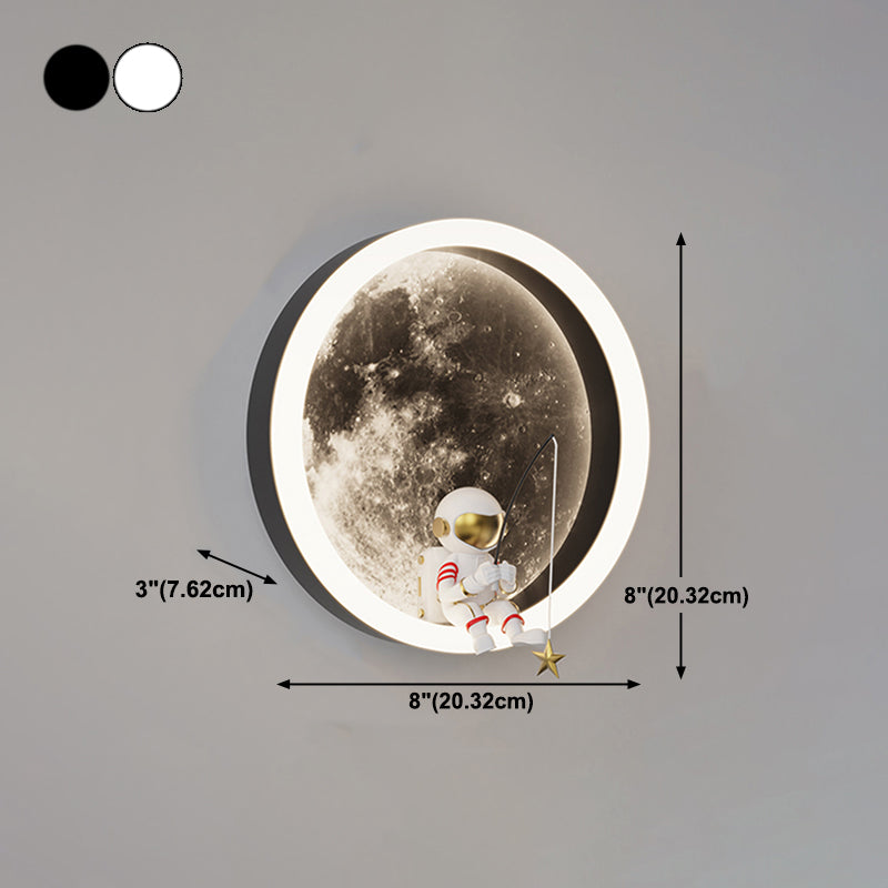 Modern Metal Wall Light Round Shape LED Wall Sconce with Astronaut for Bedroom