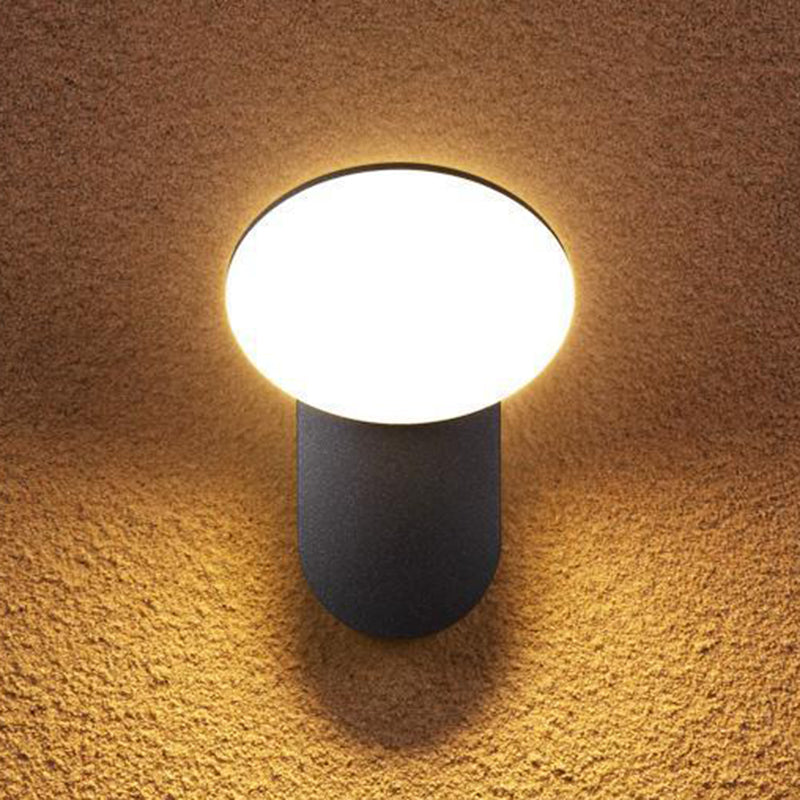 Geometric Shape Wall Lamp Modern Style Metal 1 Light Wall Light in White/Black