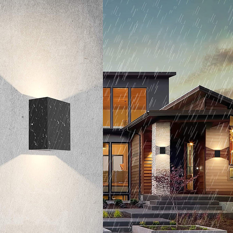 Square Shape Wall Lamp Modern Style Metal 2 Light Wall Light in Black/White