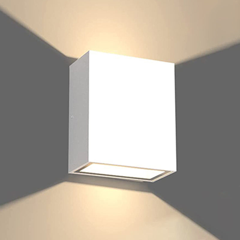 Square Shape Wall Lamp Modern Style Metal 2 Light Wall Light in Black/White