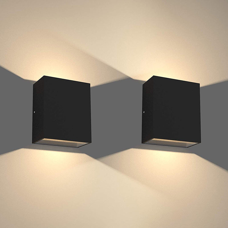 Square Shape Wall Lamp Modern Style Metal 2 Light Wall Light in Black/White