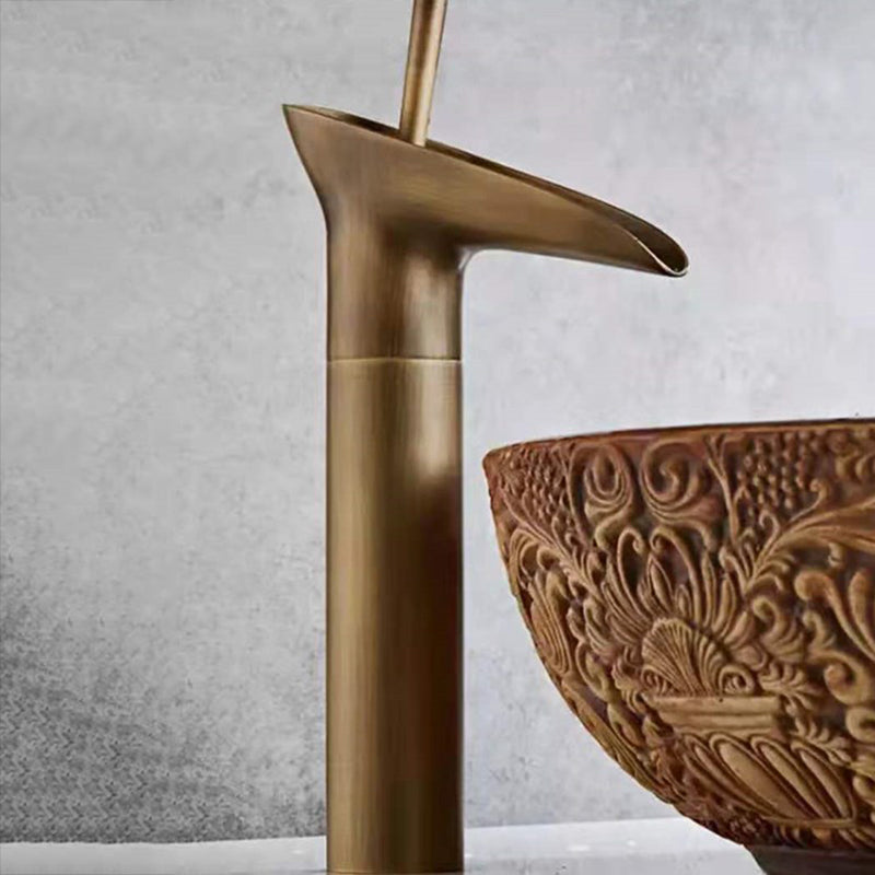 Circular Single Handle Faucet Country Style Basin Lavatory Faucet