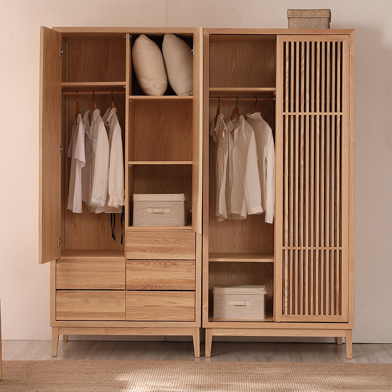 Modern Solid Wood Wardrobe Freestanding Bedroom Wardrobe with Legs