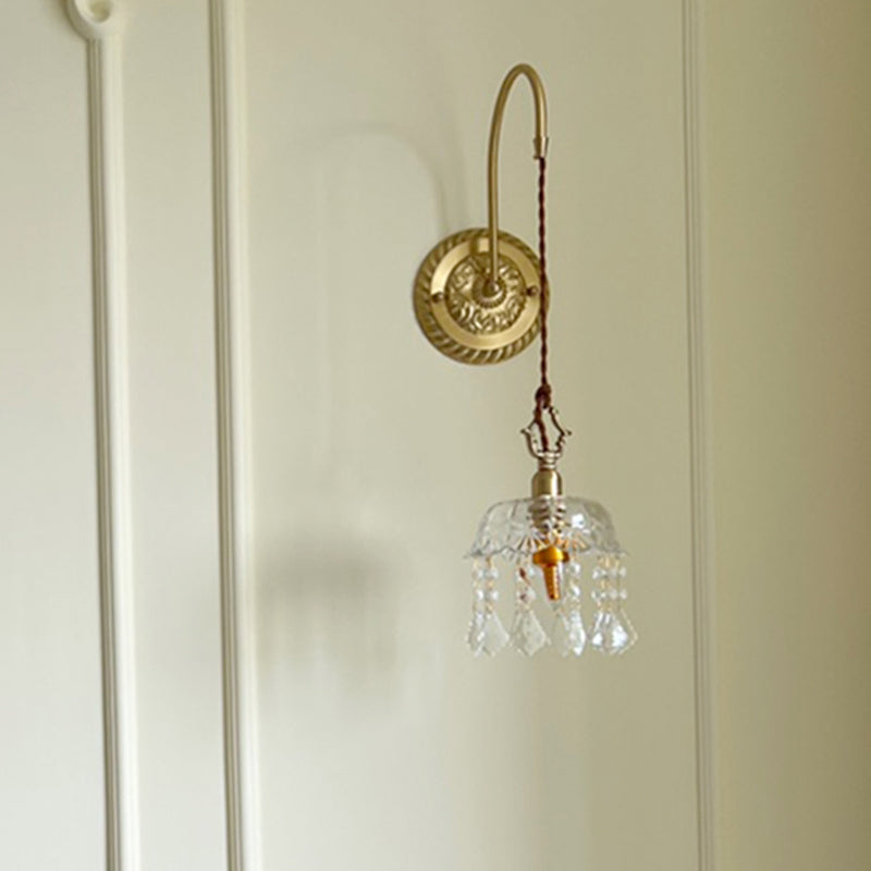 Metal Modern Wall Sconce Geometric Shape Wall Lamp with Crystal Shade