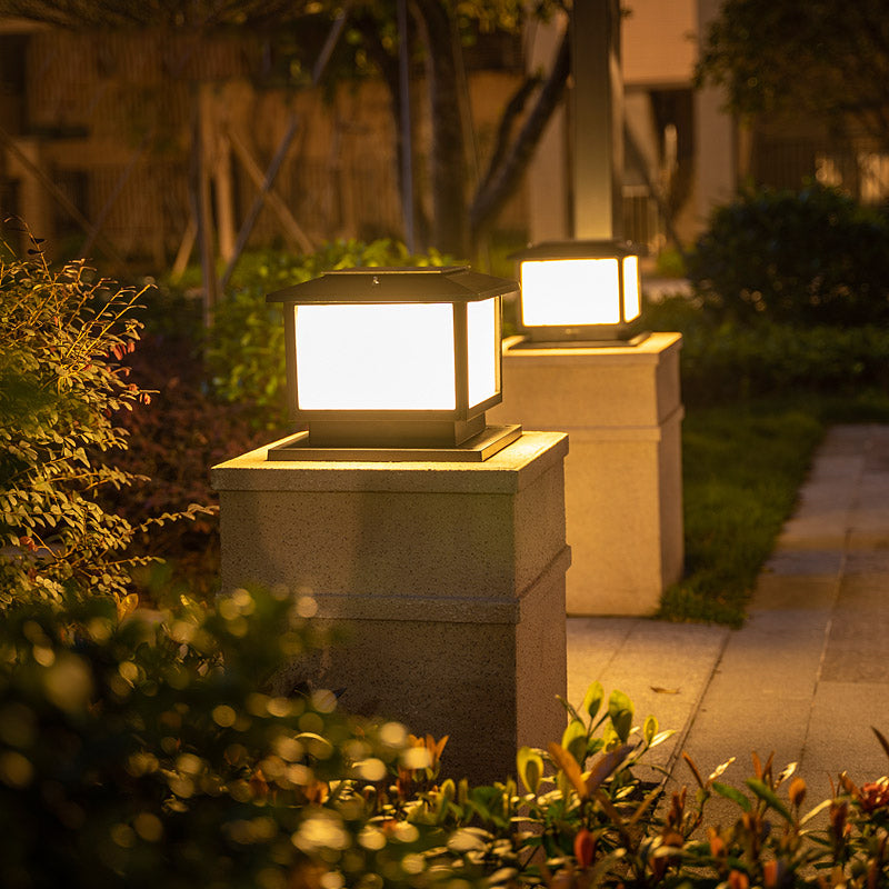 Modern LED Pillar Light Minimalist LED Solar Lighting Fixture for Garden