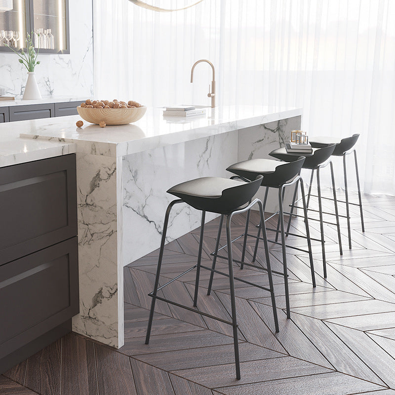 Contemporary Dining Stools Armless Metal Bar Stools with Footrest