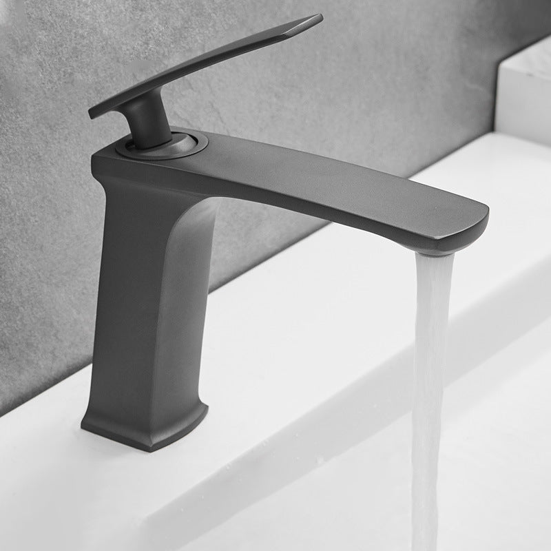 Full Brass 1 Handle Vessel Sink Bathroom Faucet Hot and Cold Water Faucet with Drain