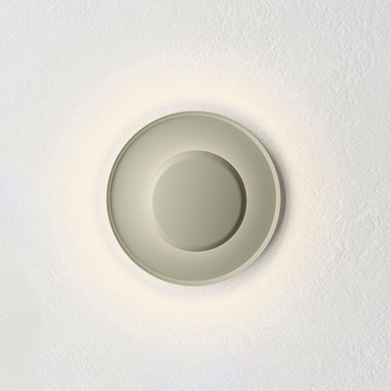 Nordic Disk Flush Mount Metal LED Ceiling Light Fixture for Bedroom