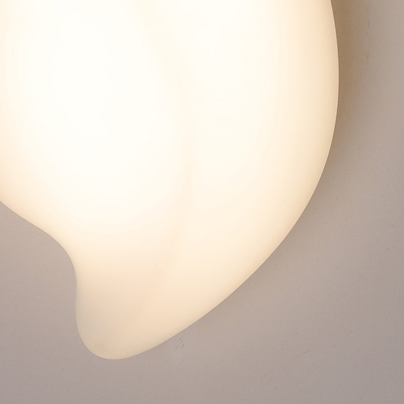 Single Modernism White Wall Mounted Sconce Acrylic Wall Light for Bedroom