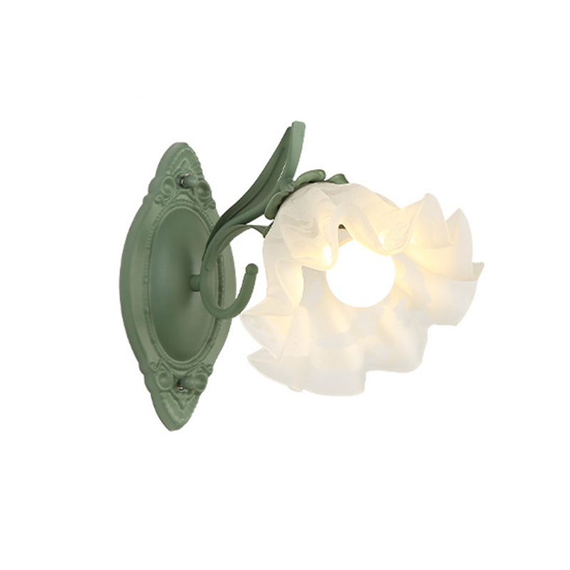 Flower Shape Glass Wall Lighting Modern Style 1 Light Wall Mounted Light in Green