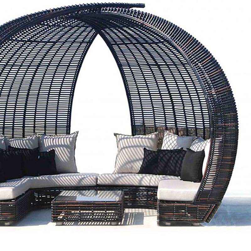 Wicker Tropical Patio Daybed Stain Resistant Outdoor Patio Sofa
