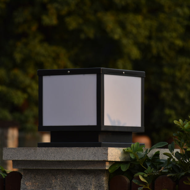 Modern LED Pillar Light Geometric Solar Lighting Fixture for Garden