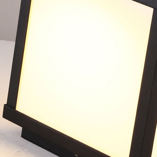 Modern LED Pillar Light Geometric Solar Lighting Fixture for Garden