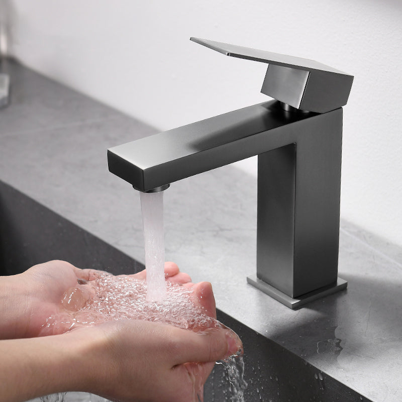 Glam Style Deck Mounted Roman Tub Faucet Low Arc Stainless Steel Roman Tub Faucet Set