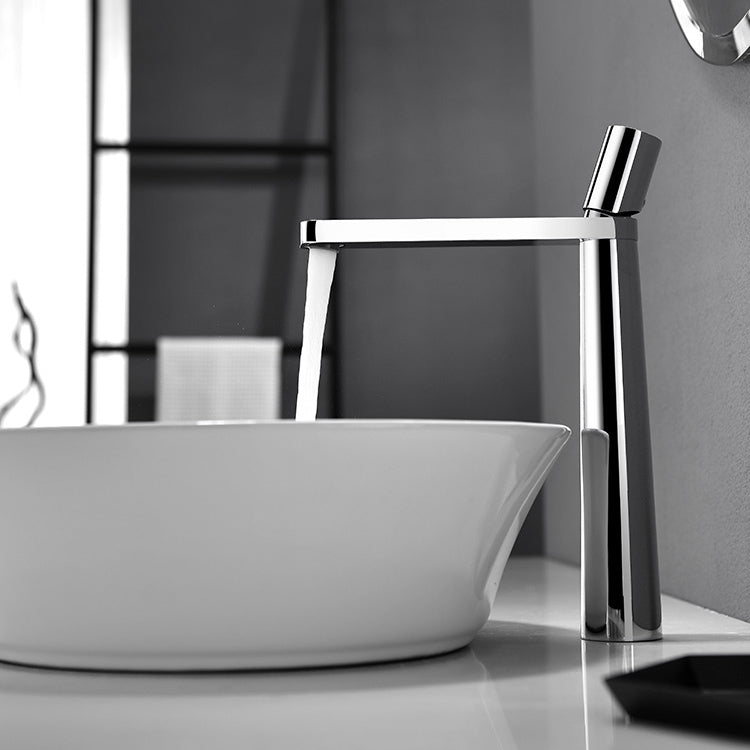 Knob Handle Square Sink Faucet Brass Bathroom Sink Faucet with 1 Hole