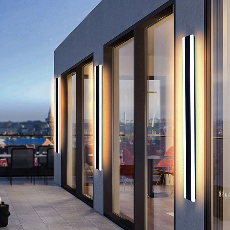 Metal Linear Shape Wall Lighting Modern Style 1-Light Wall Mounted Light in Black