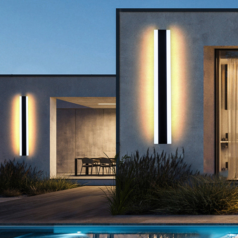 Metal Linear Shape Wall Lighting Modern Style 1-Light Wall Mounted Light in Black