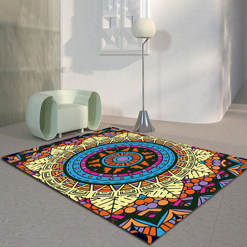 Black Modern Rug Polyester Graphic Indoor Rug Tear Resistant Rug for Living Room