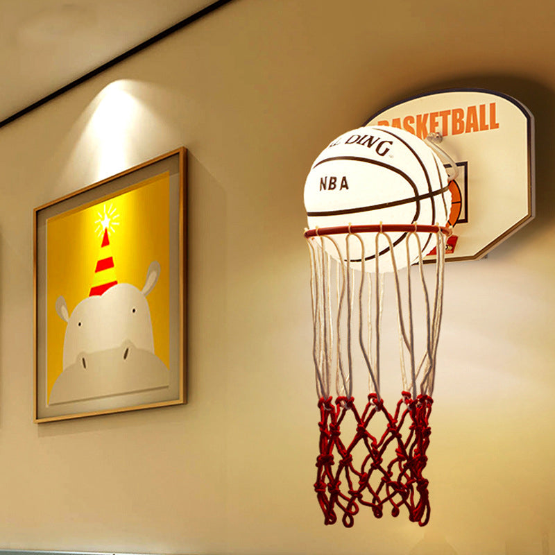 Cartoon mand frame vorm muur licht touw 1 hoofd slaapkamer sconce in rood met basketbal opaal glazen schaduw