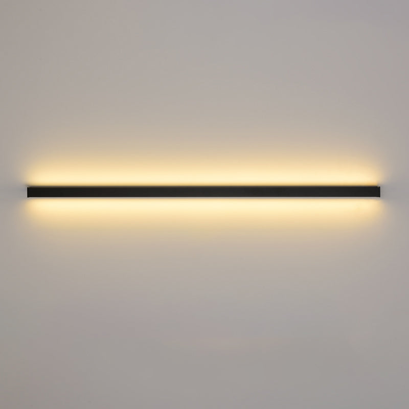 Linear Shape Metal Wall Lighting Modern Style 1-Light Wall Mounted Light in Black