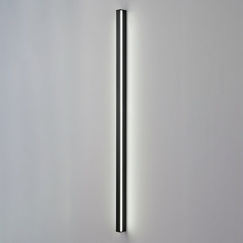 Linear Shape Metal Wall Lighting Modern Style 1-Light Wall Mounted Light in Black