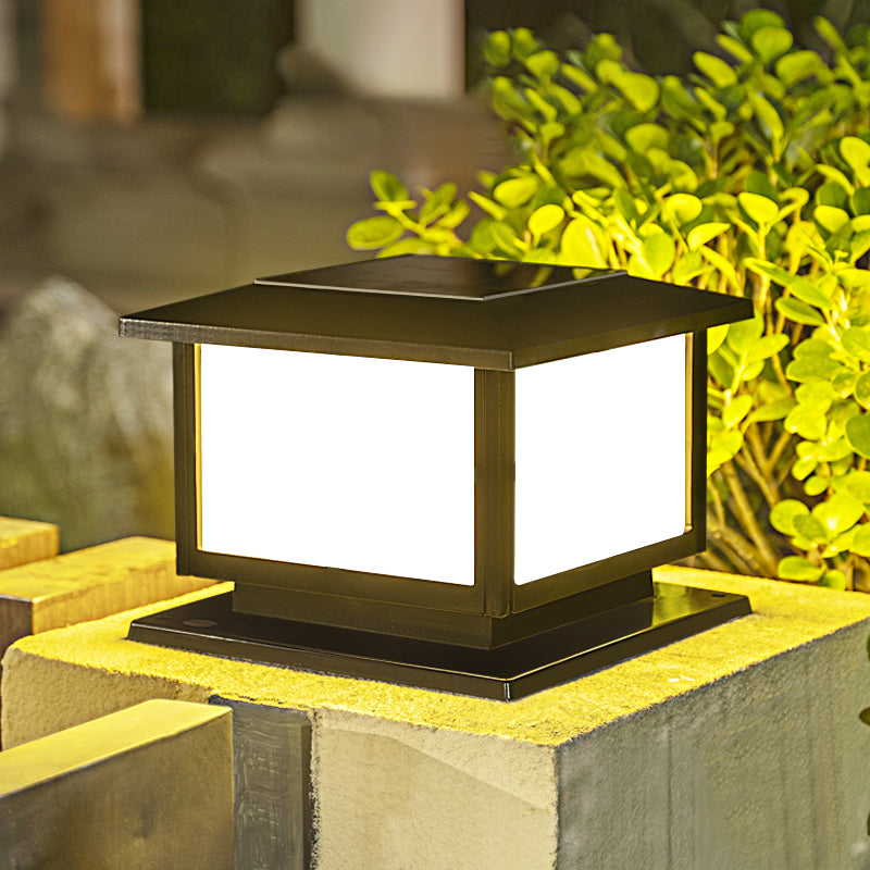 Simple LED Pillar Light Geometric Solar Lighting Fixture for Backyard