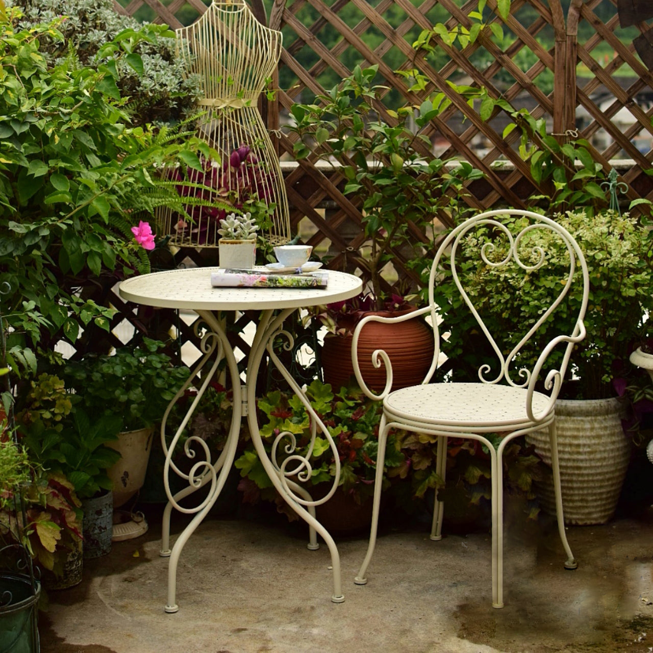 Iron Bistro Table Set 1/2/3 Pcs Modern Matte Finish Bistro Set